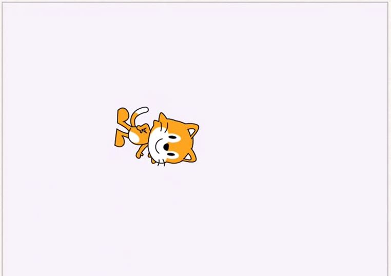 Logo Scratch se déplace et fais un tour sur lui même